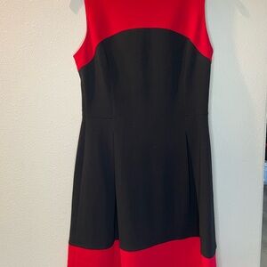Tommy Hilfiger Women Size 4 Red and Black Midi Dress